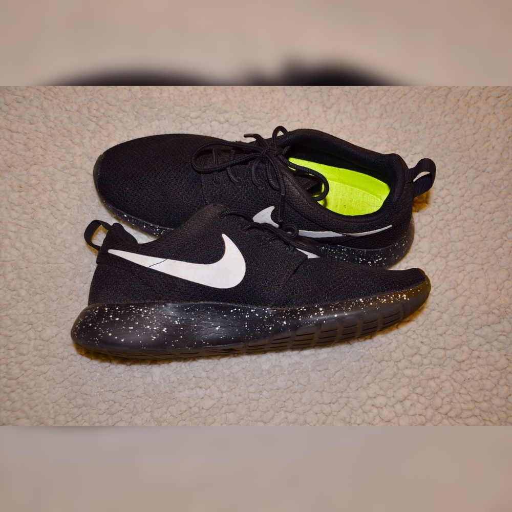 Nike Black Custom Oreo Roshe Running Shoes RARE
